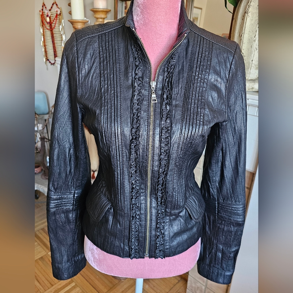 Danier Black Leather Bomber Jacket. Moto Jacket. - Picture 3 of 14